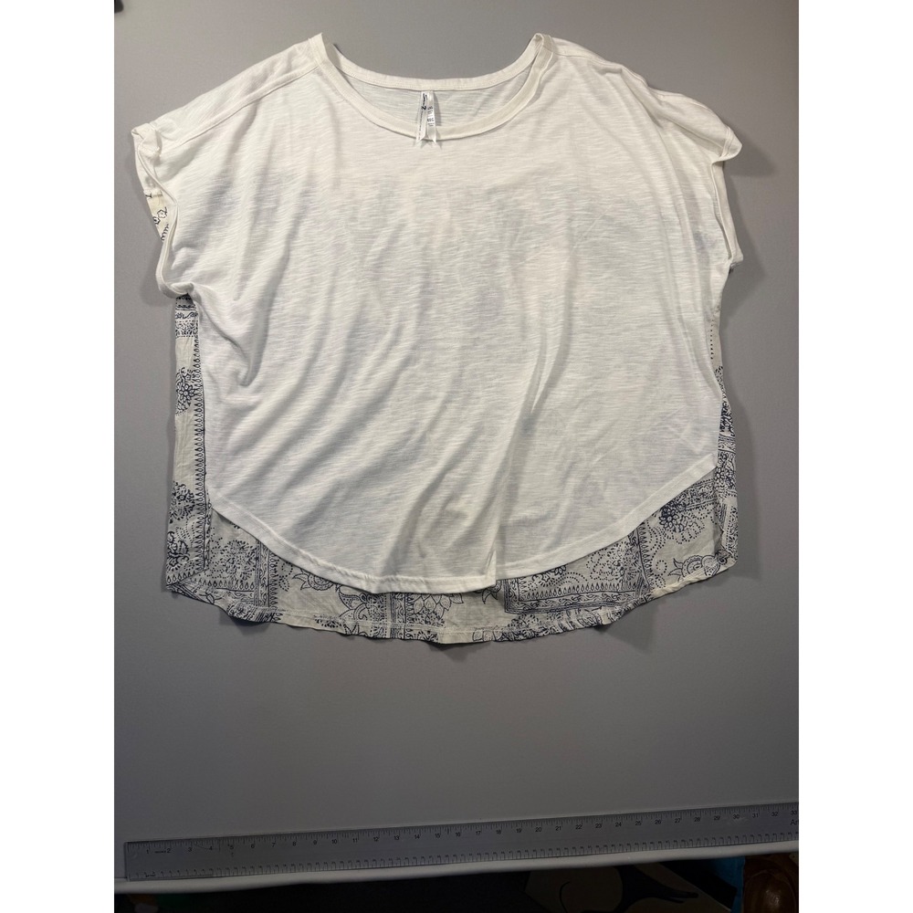 Seven7 Womens XXL White Slub Knit Top Black Bandana Print Contrast Back Boho